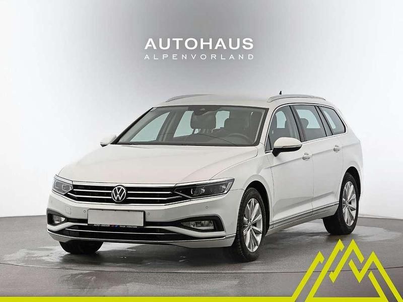 Gebraucht VW Passat Elegance 150 PS (110 kW) 2021 Weiß Kombi