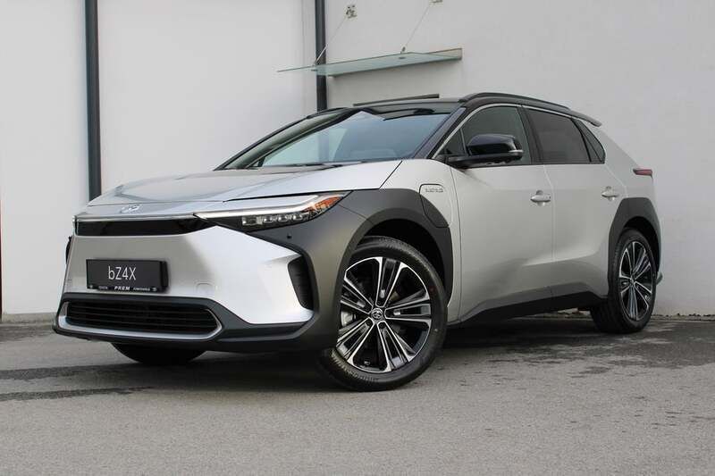 Silber metallic Gebraucht 2023 Toyota bZ4X SUV | € 49.980 (Teuer) - Bild 1/4