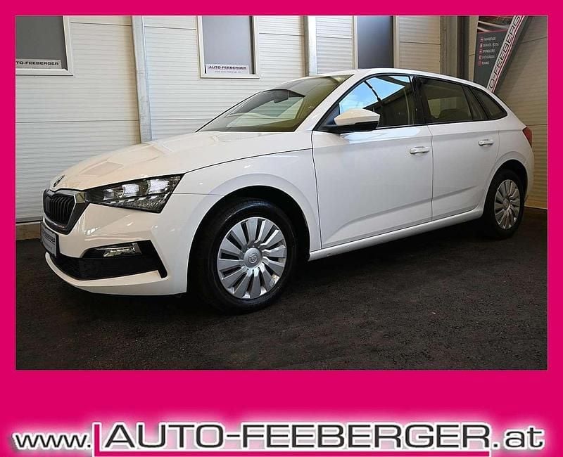Weiß Gebraucht 2021 Skoda Scala Ambition Kleinwagen | € 16.590 (Fairer Preis) - Bild 1/4