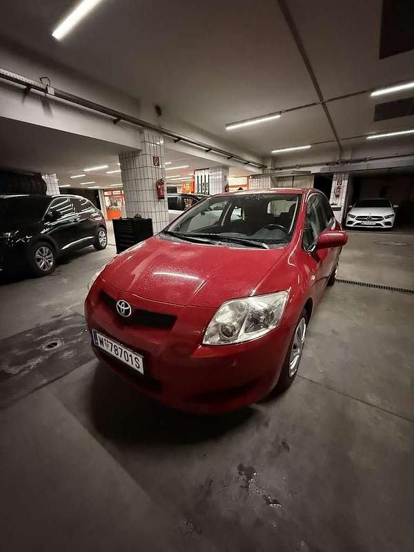 Gebraucht Toyota Auris 101 PS (74 kW) 2009 Kleinwagen