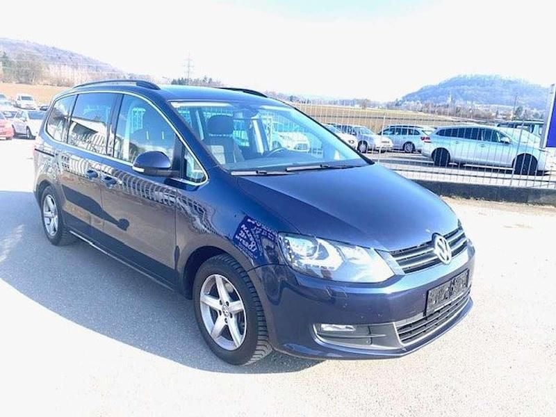 Gebraucht VW Sharan 140 PS (102 kW) 2014 Blau Van / Kleinbus