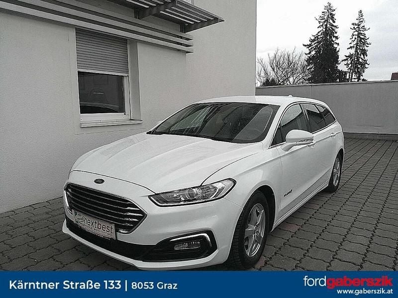 Gebraucht Ford Mondeo Titanium 140 PS (102 kW) 2020 Weiß Kombi