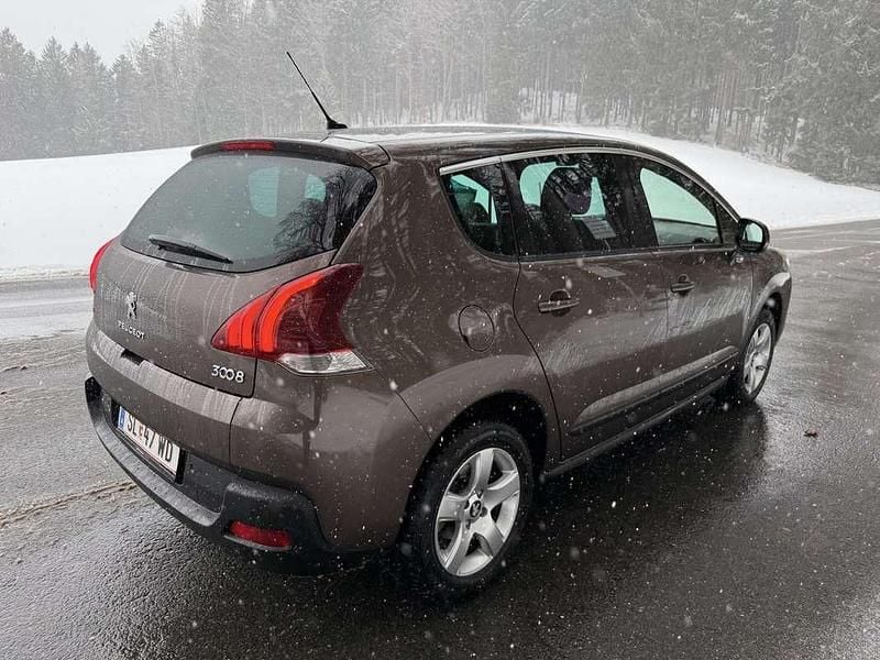 Gebraucht Peugeot 3008 Active 120 PS (88 kW) 2016 Limousine