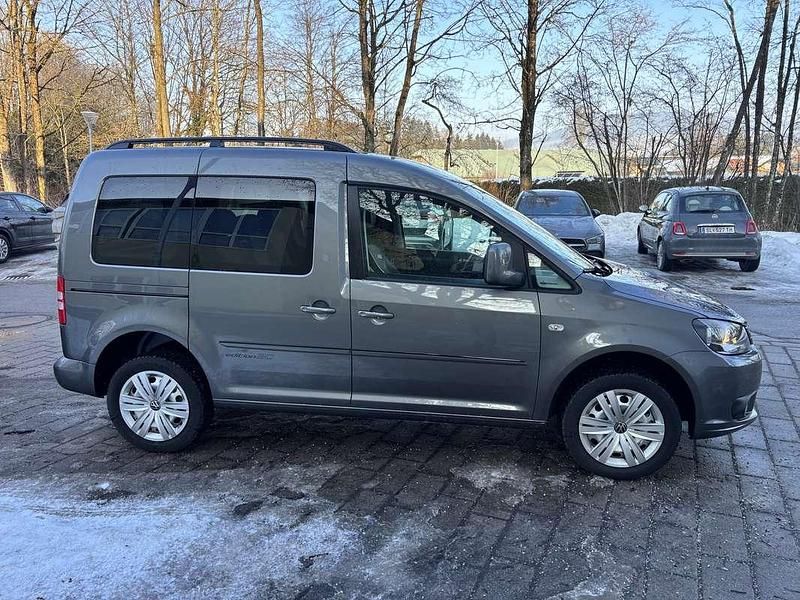 Gebraucht VW Caddy Family 140 PS (102 kW) 2014 Van / Kleinbus
