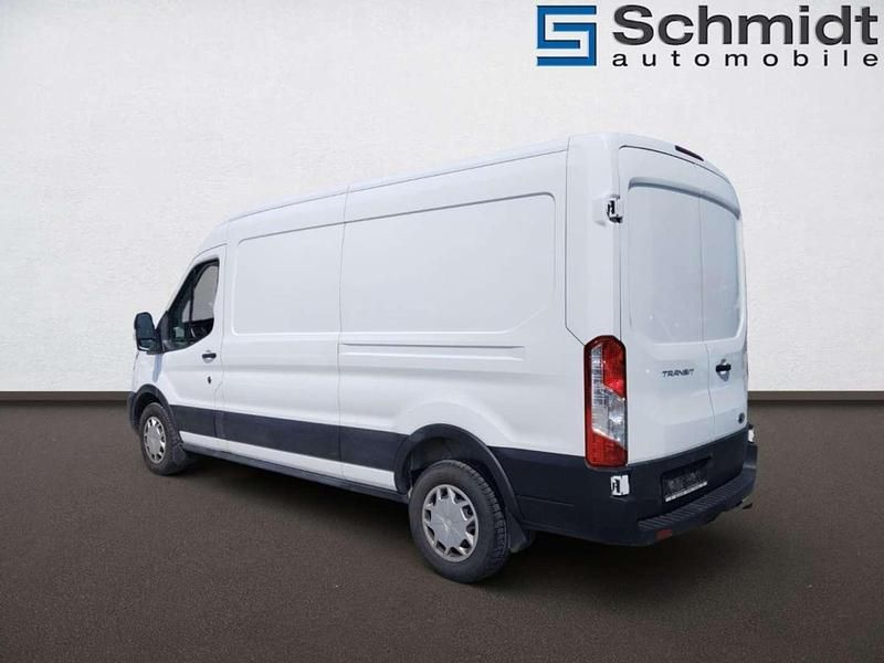 Gebraucht Ford Transit Trend 131 PS (96 kW) 2022 Weiß Van