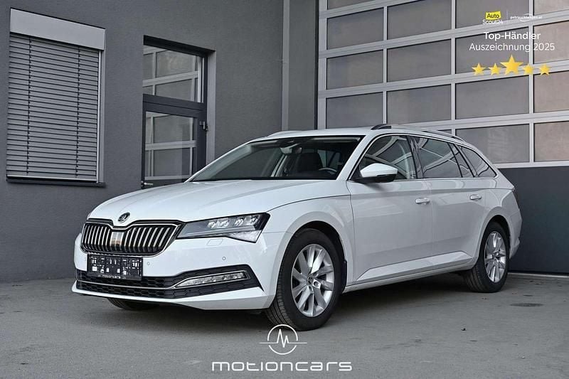 Gebraucht Skoda Superb Style 150 PS (110 kW) 2022 Weiß Kombi