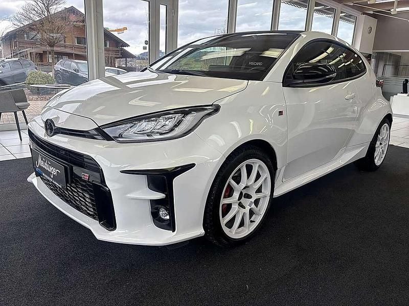 Gebraucht Toyota Yaris 261 PS (191 kW) 2021 Weiß Kleinwagen