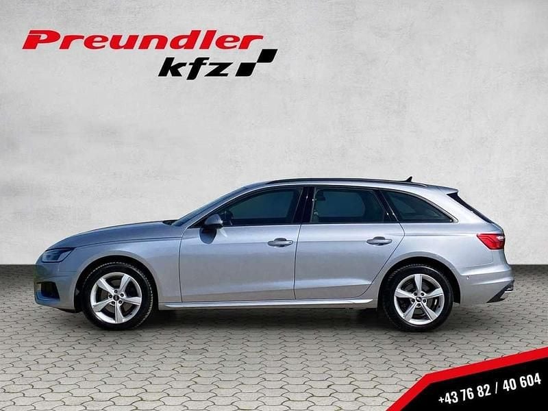 Gebraucht Audi A4 Advanced 163 PS (119 kW) 2022 Silber Kombi
