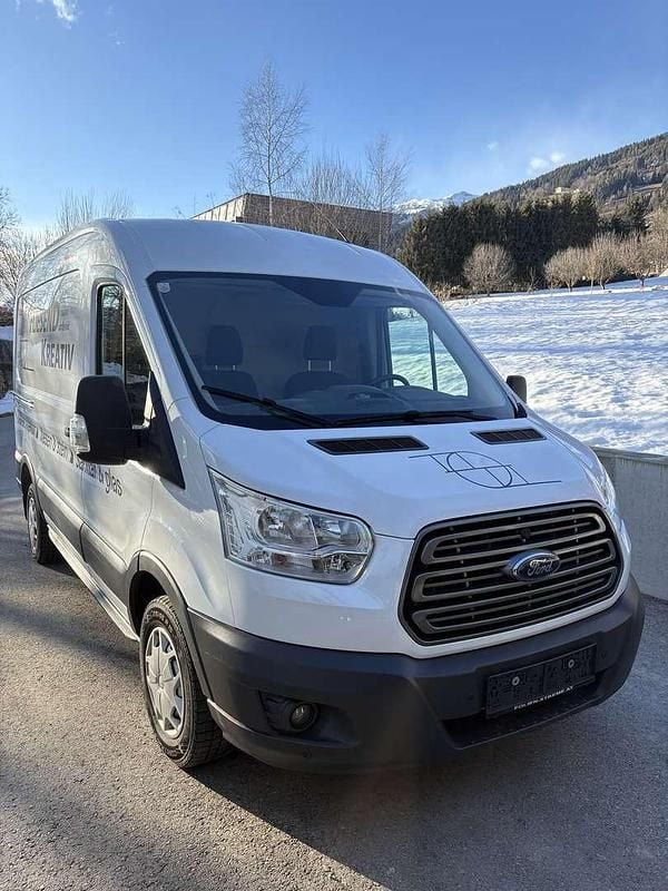 Gebraucht Ford Transit 105 PS (77 kW) 2018 Weiß Van