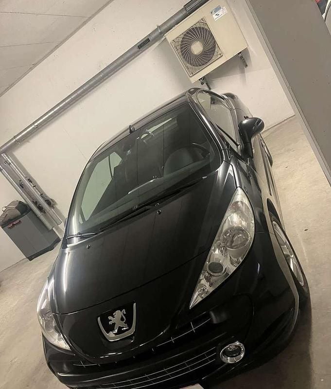 Schwarz Gebraucht 2007 Peugeot 207 Sport Cabrio | € 1.590 - Bild 1/4