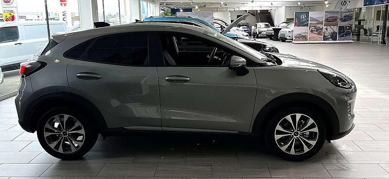 Gebraucht Ford Puma Titanium 125 PS (91 kW) 2025 Silber SUV