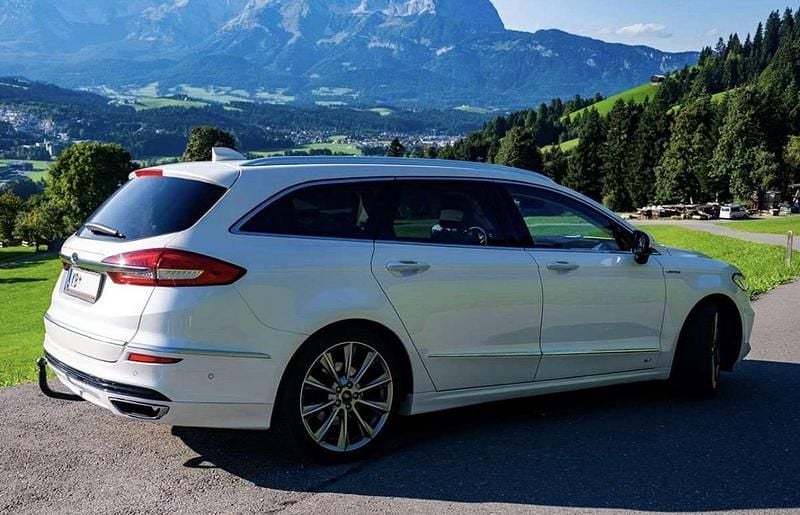 Gebraucht Ford Mondeo Vignale 189 PS (139 kW) 2021 Weiß Kombi