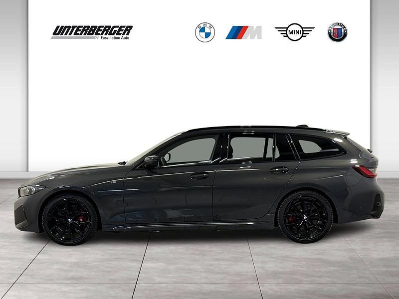 Gebraucht BMW 330 M Sport 285 PS (209 kW) 2025 Grau Kombi
