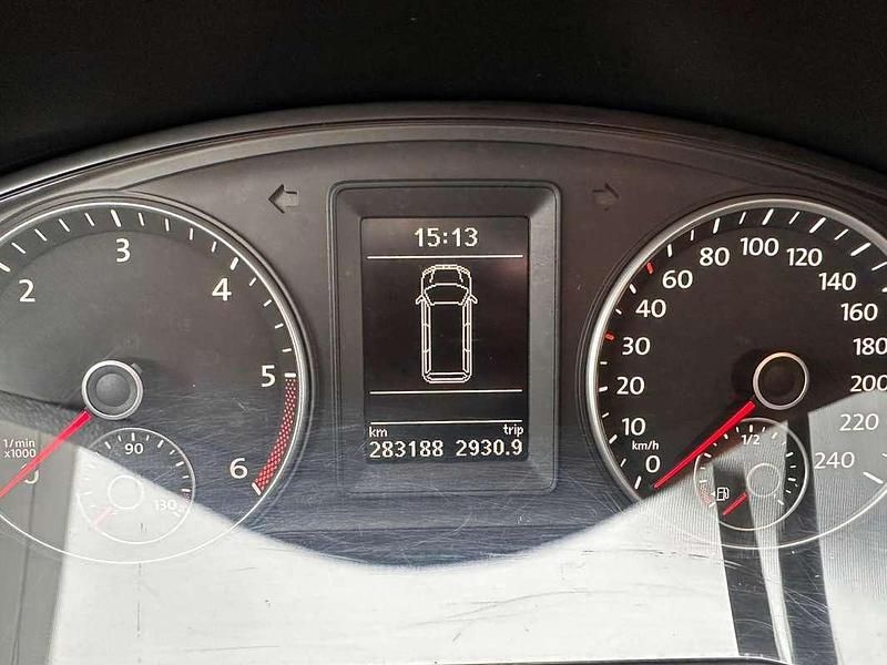 Gebraucht VW Multivan Startline 140 PS (102 kW) 2011 Schwarz Van