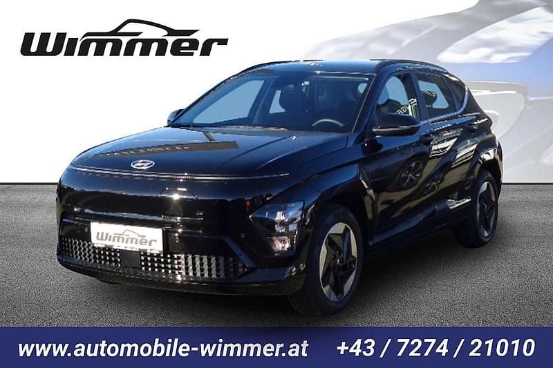 Schwarz schwarz metallic metallic Gebraucht 2023 Hyundai Kona SUV | € 44.980 - Bild 1/4