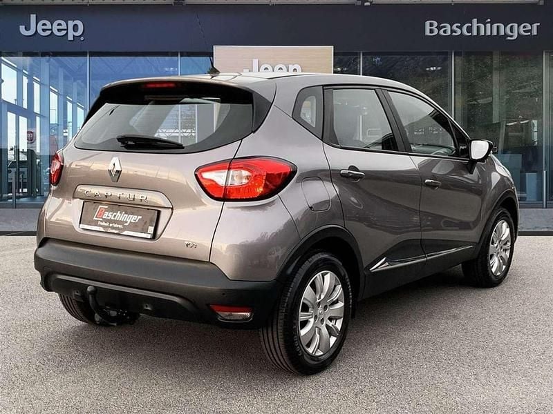 Gebraucht Renault Captur Expression 90 PS (66 kW) 2016 Grau SUV