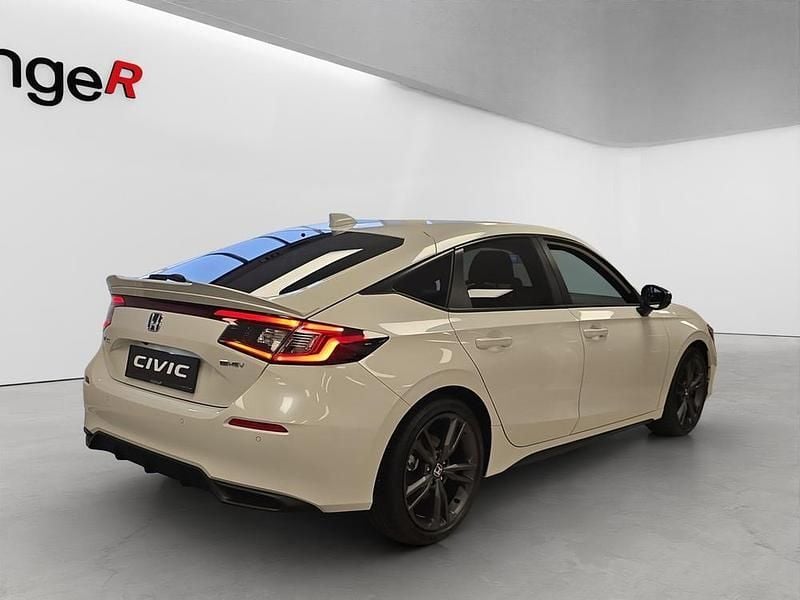Neu Honda Civic Hybrid 143 PS (105 kW) 2026