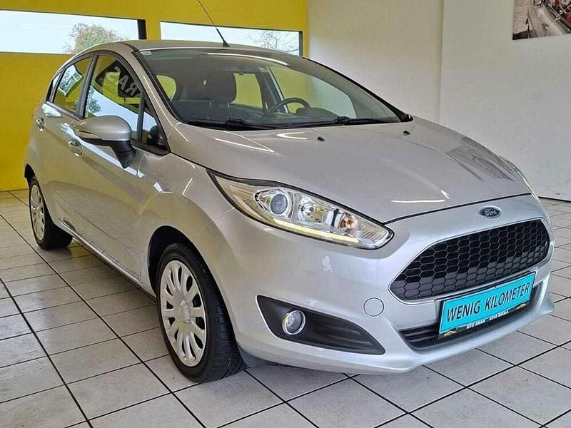 Gebraucht Ford Fiesta 60 PS (44 kW) 2017 Silber Kleinwagen