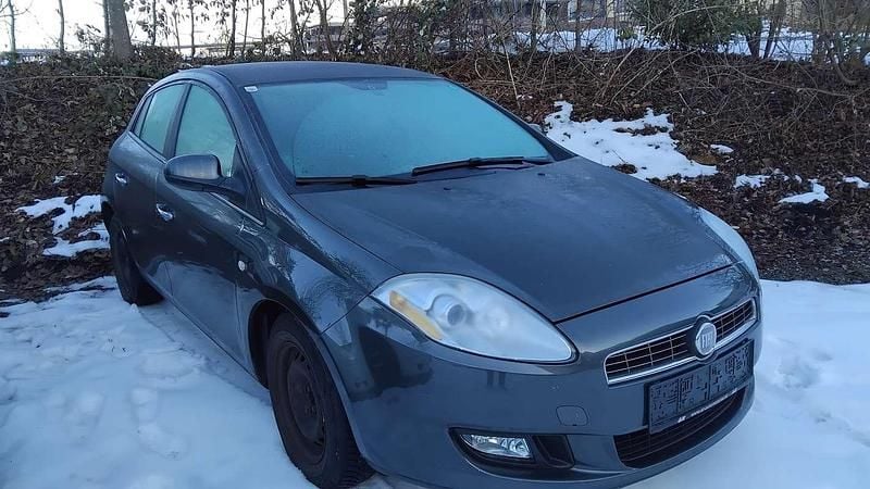 Gebraucht Fiat Bravo Dynamic 120 PS (88 kW) 2008 Grau Kleinwagen