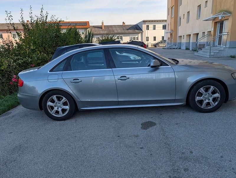 Gebraucht Audi A4 211 PS (155 kW) 2010 Grau Limousine