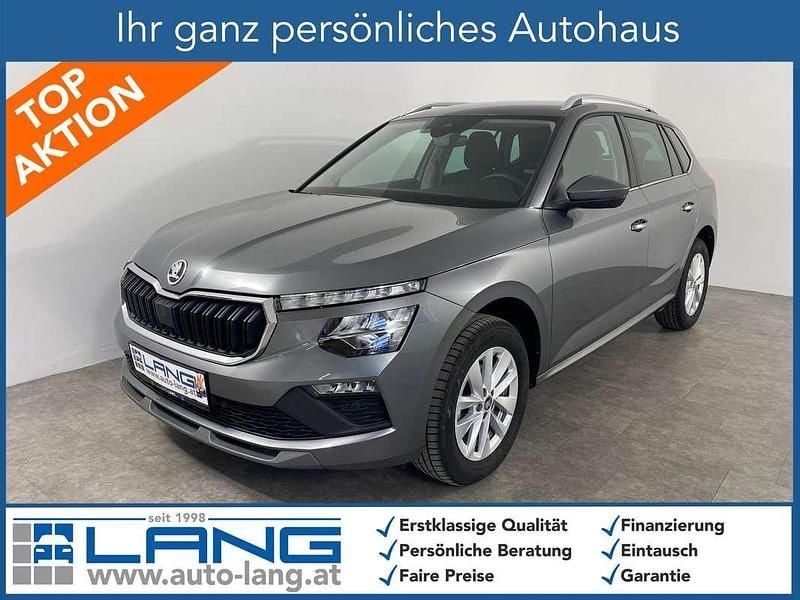 Graphitegrau metallic Gebraucht 2025 Skoda Kamiq Selection SUV | € 23.900 (Superpreis) - Bild 1/4