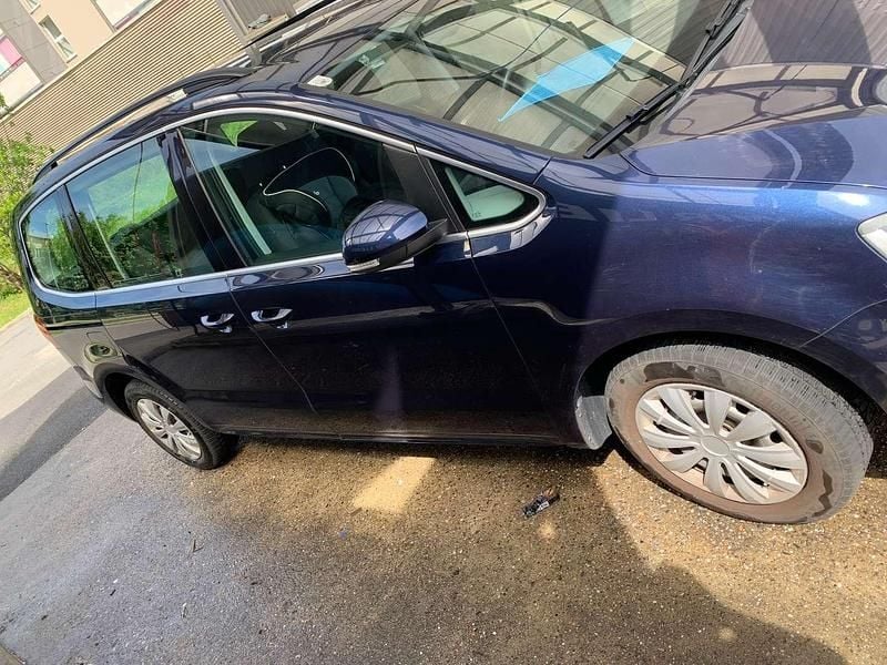 Gebraucht VW Sharan Highline 140 PS (102 kW) 2011 Blau Van / Kleinbus