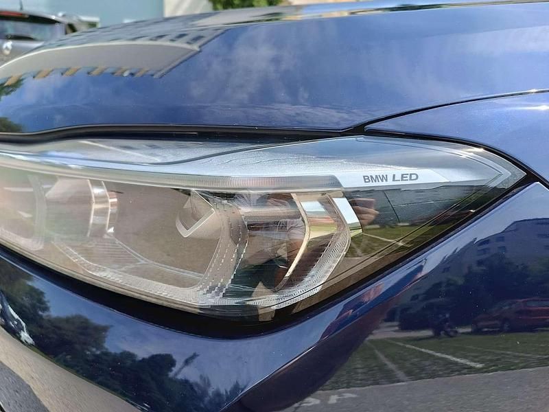 Gebraucht BMW 745 Sport Line 394 PS (289 kW) 2022 Blau Limousine