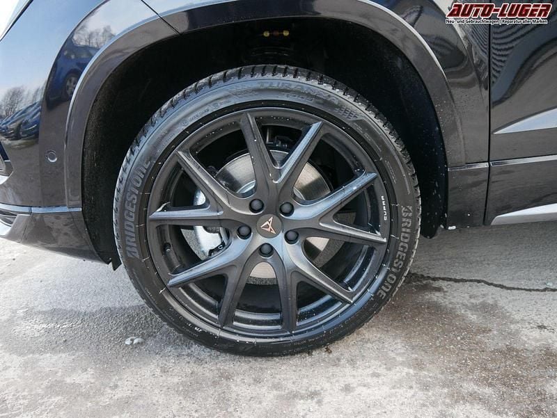 Neu Cupra Ateca 2025 Black magic perleffekt SUV