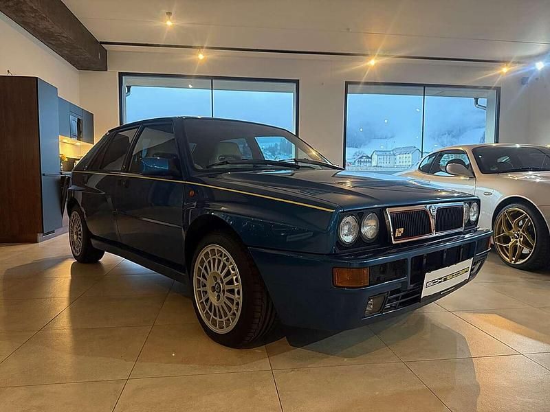 Gebraucht Lancia Delta 215 PS (158 kW) 1994 Blau Kleinwagen