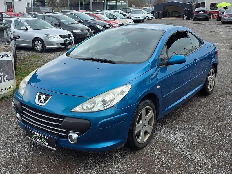 Gebraucht Peugeot 307 CC Active 109 PS (80 kW) 2007 Blau Cabrio