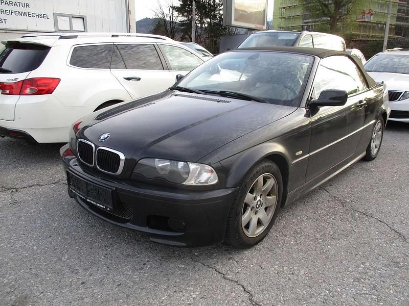 Gebraucht BMW 318 Cabriolet Sport Line 143 PS (105 kW) 2003 Schwarz Cabrio
