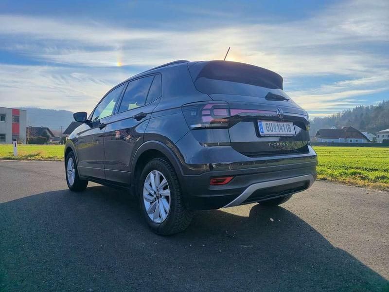 Gebraucht VW T-Cross 95 PS (69 kW) 2021 Grau SUV