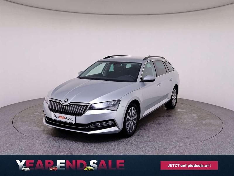 Silber metallic Gebraucht 2021 Skoda Superb Style Kombi | € 21.950 (Superpreis) - Bild 1/4