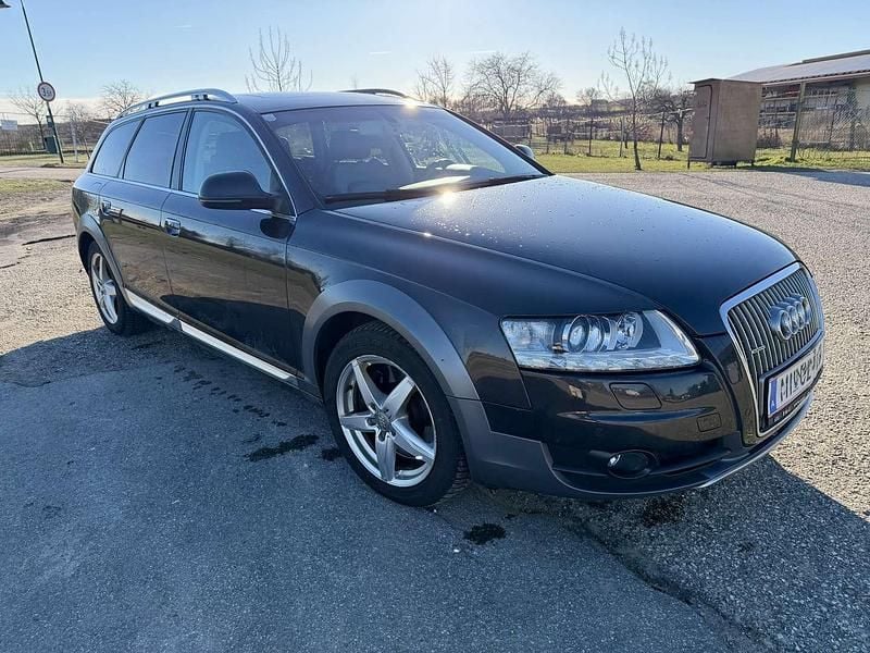 Gebraucht Audi A6 Allroad 239 PS (175 kW) 2011 Grau Kombi