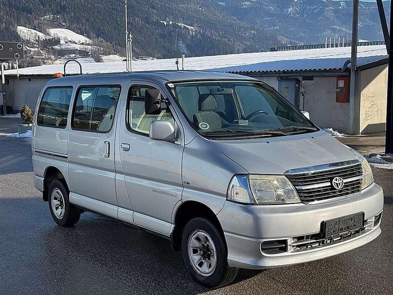 Gebraucht Toyota HiAce 117 PS (86 kW) 2008 Silber Van / Kleinbus