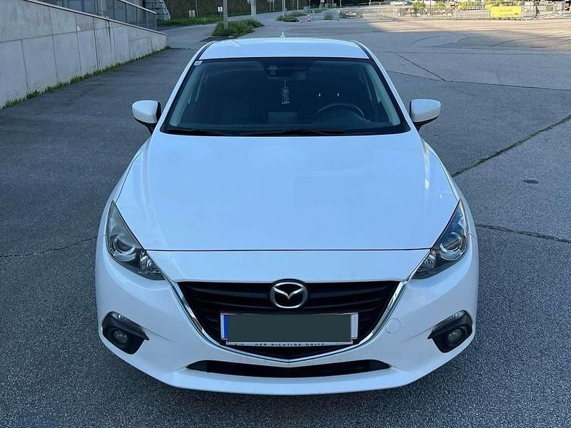 Gebraucht Mazda 3 Inclusive 105 PS (77 kW) 2016 Weiß Limousine
