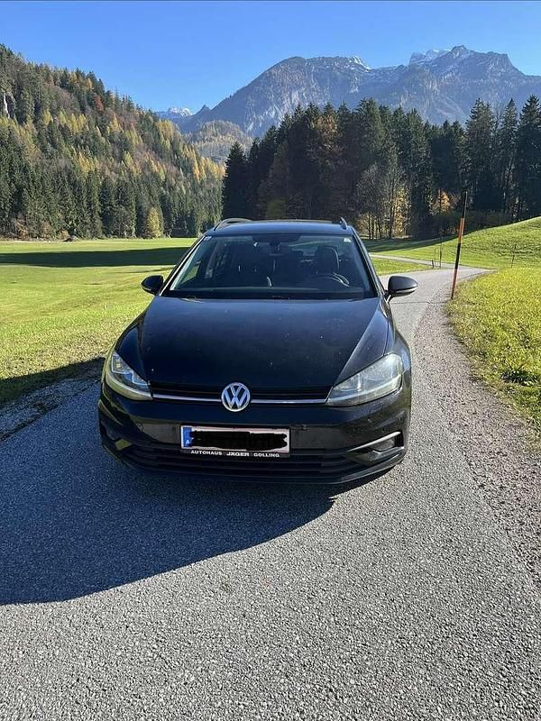 Gebraucht VW Golf VII 110 PS (80 kW) 2017 Limousine