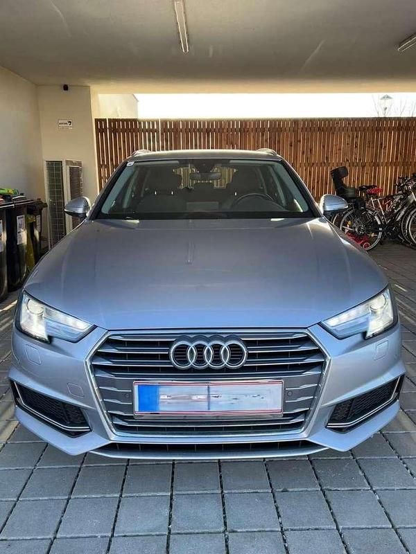 Gebraucht Audi A4 Sport 150 PS (110 kW) 2018 Silber Van