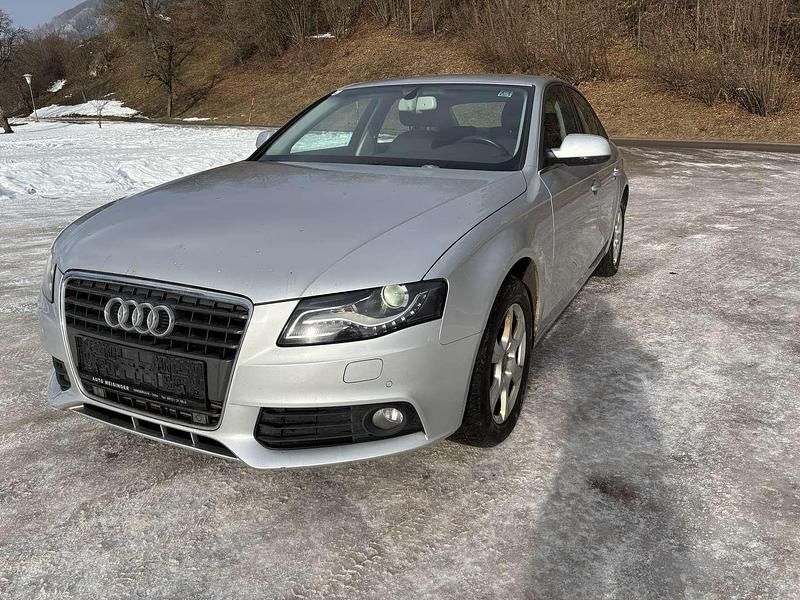 Gebraucht Audi A4 143 PS (105 kW) 2009 Silber Limousine