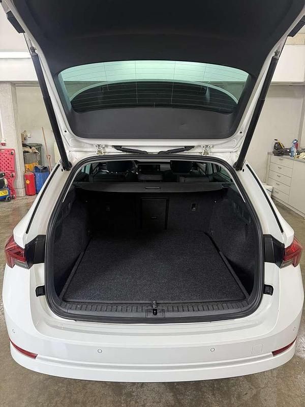 Gebraucht Skoda Octavia Business Line 116 PS (85 kW) 2020 Kombi