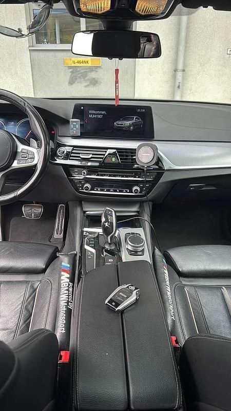 Gebraucht BMW 530 M Sport 265 PS (194 kW) 2018 Schwarz Limousine