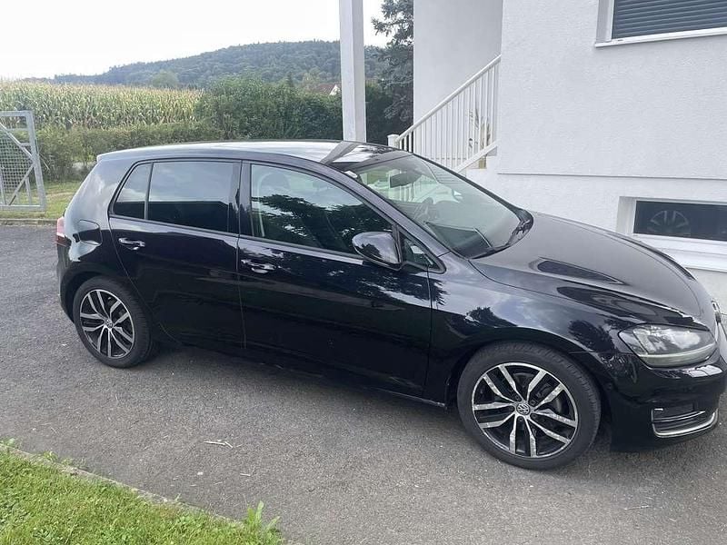 Gebraucht VW Golf VII Highline 140 PS (102 kW) 2013 Limousine