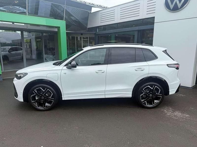 Gebraucht VW Tiguan Sport 272 PS (200 kW) 2025 Weiss  normal SUV