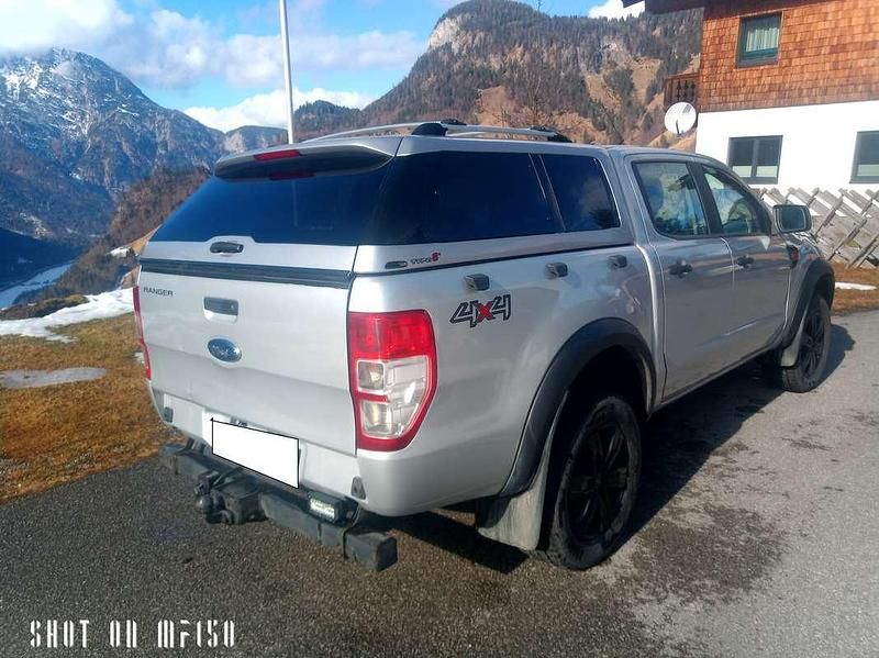 Gebraucht Ford Ranger XL 160 PS (117 kW) 2018 Silber Abholung
