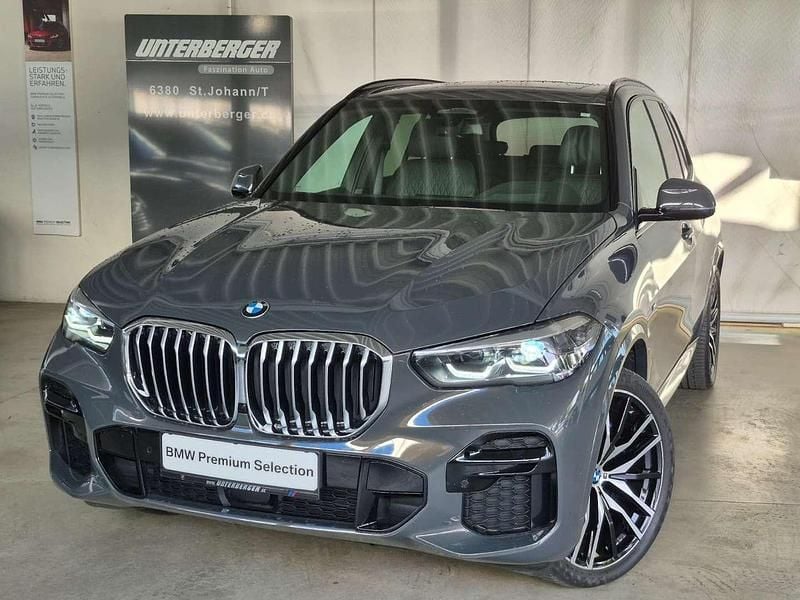 Grau Gebraucht 2023 BMW X5 Shadowline SUV | € 83.900 (Fairer Preis) - Bild 1/4