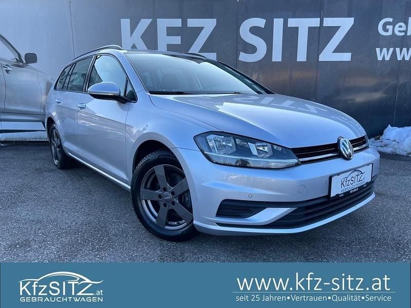 Silber Gebraucht 2020 VW Golf VII Kombi | € 13.870 (Guter Preis) - Bild 1/4