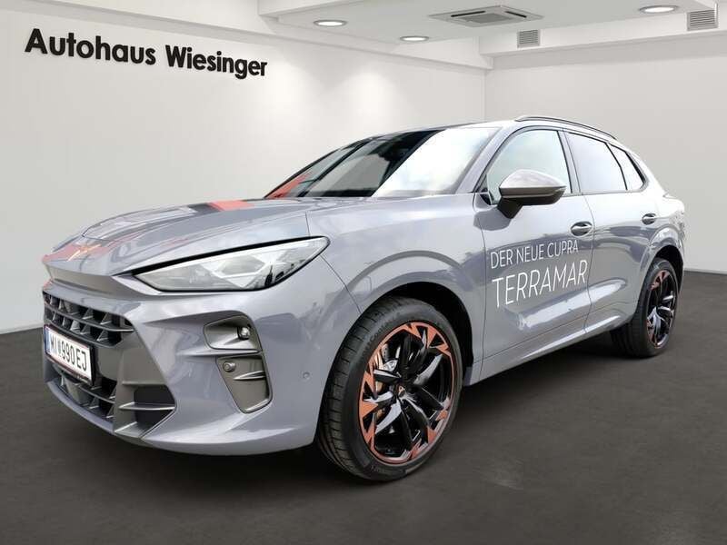 Hellgrau normal Gebraucht 2024 Cupra Terramar VZ SUV | € 54.690 (Teuer) - Bild 1/4
