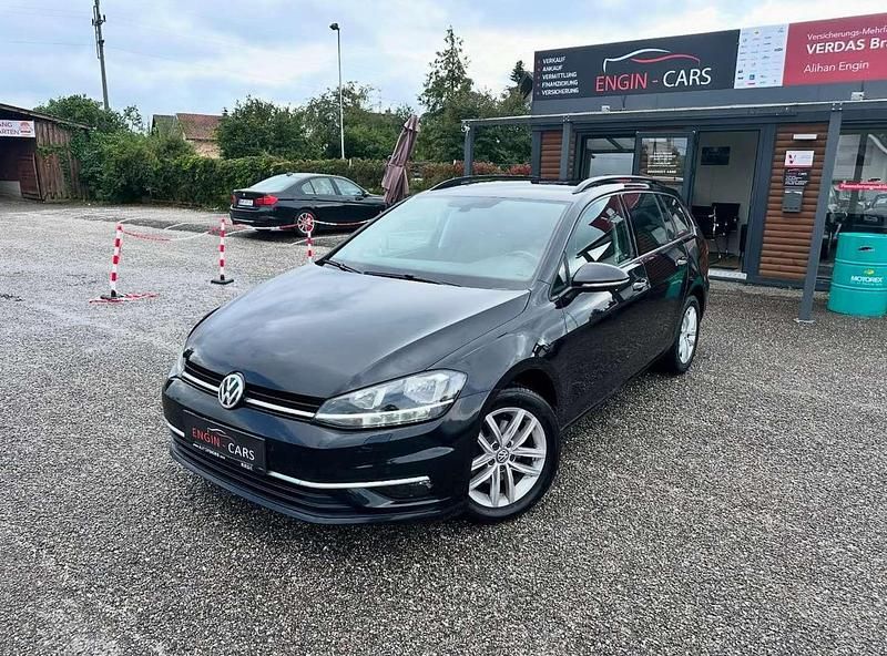 Schwarz Gebraucht 2017 VW Golf VII Highline Kombi | € 9.500 (Fairer Preis) - Bild 1/4