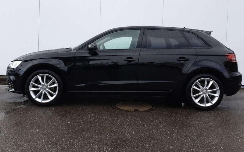 Gebraucht Audi A3 Design 116 PS (85 kW) 2017 Limousine