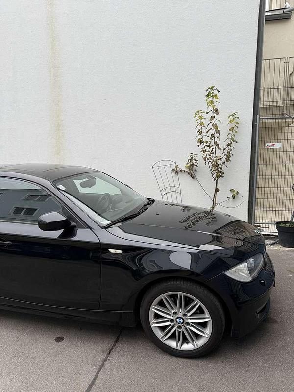 Gebraucht BMW 116 M Sport 116 PS (85 kW) 2010 Schwarz Kleinwagen